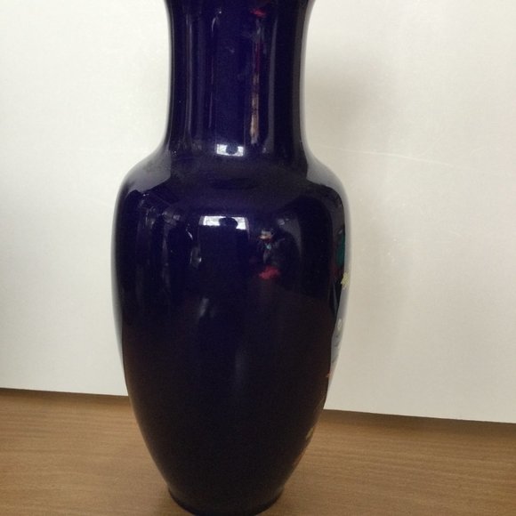 Vintage Japanese vase cobalt blue flowers hand painted marked - Picture 6 of 8